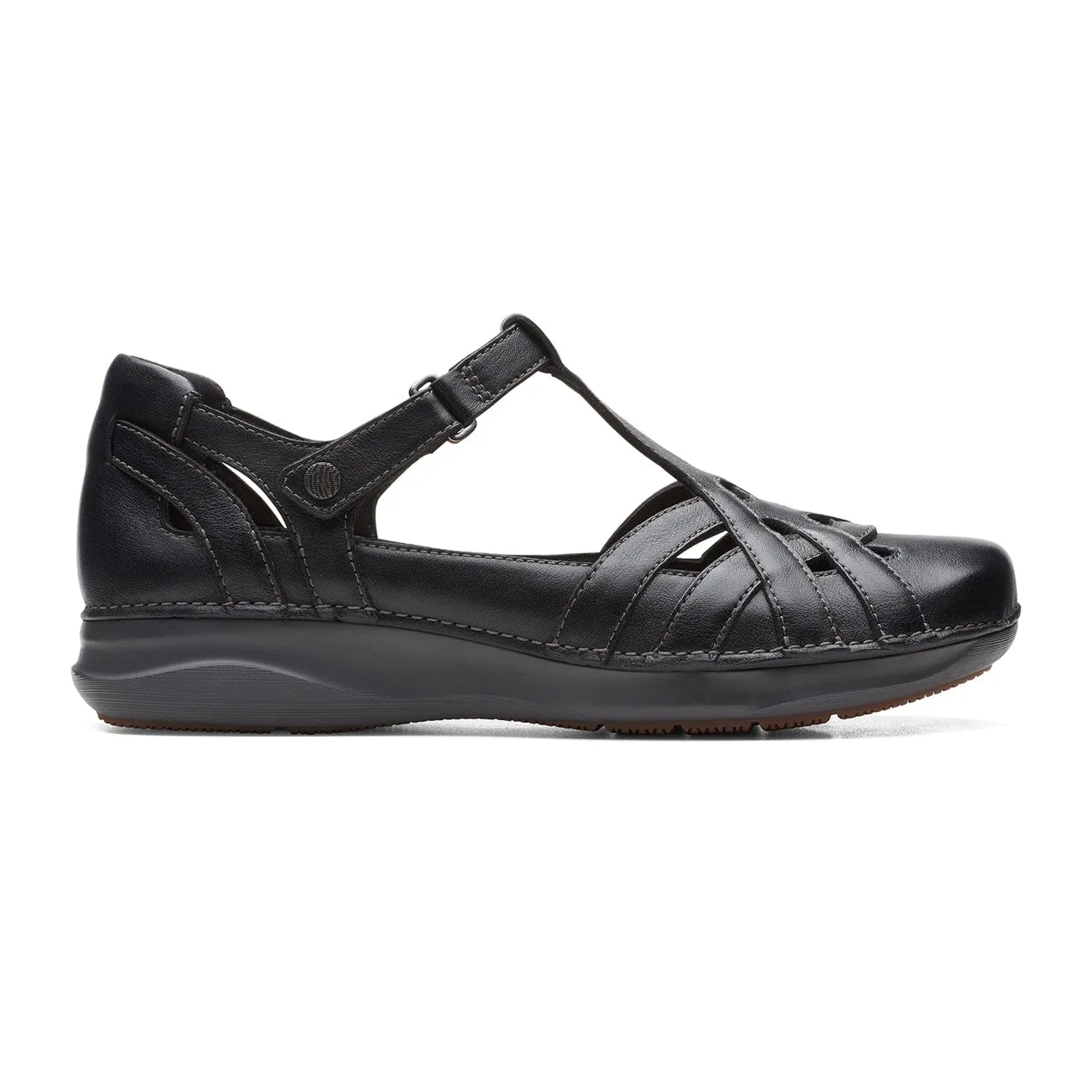 Clarks Appley Way Shoes (Wide Fit)