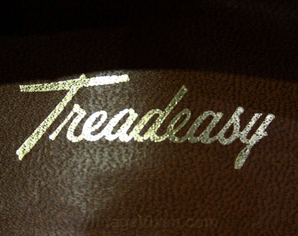 Size 8 Shoes - Unworn Tan 60s Shoe - 1960s Mod Caramel Pumps - Rounded Toe - Top Stitching - Light Brown Wedges - NOS 60's Deadstock