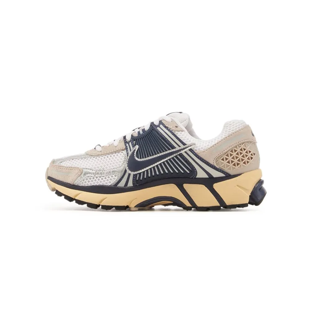 Zoom Vomero 5 (White/Thunder Blue)